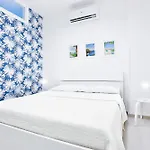 Sandra's Apartamento Salerno
