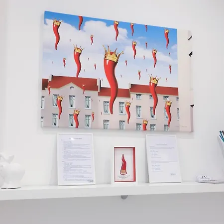 Sandra's * Salerno